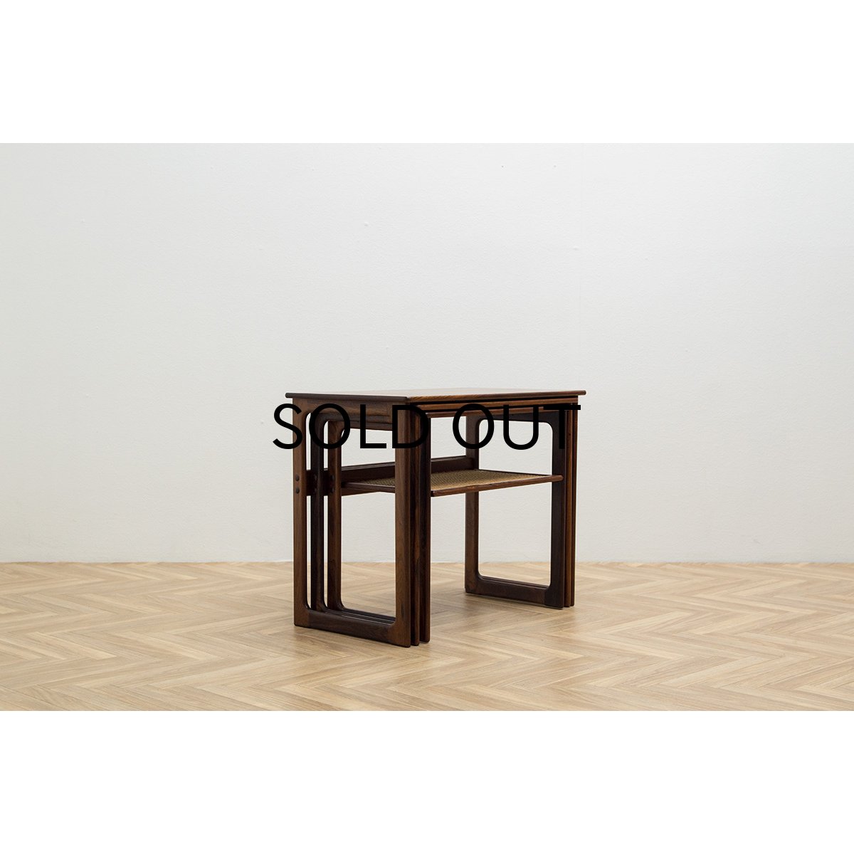 Johannes Andersen Nest Table B.Rosewood - ギルド Johannes Andersen Nest Table B.Rosewood - ギルド