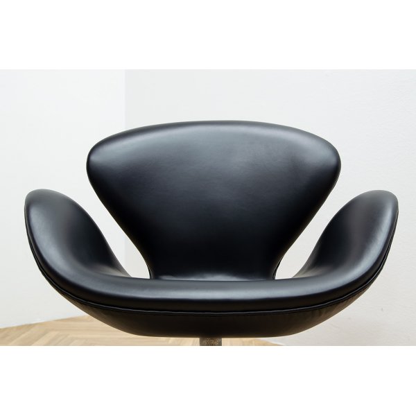 画像1: Arne Jacobsen Vintage Swan Chair