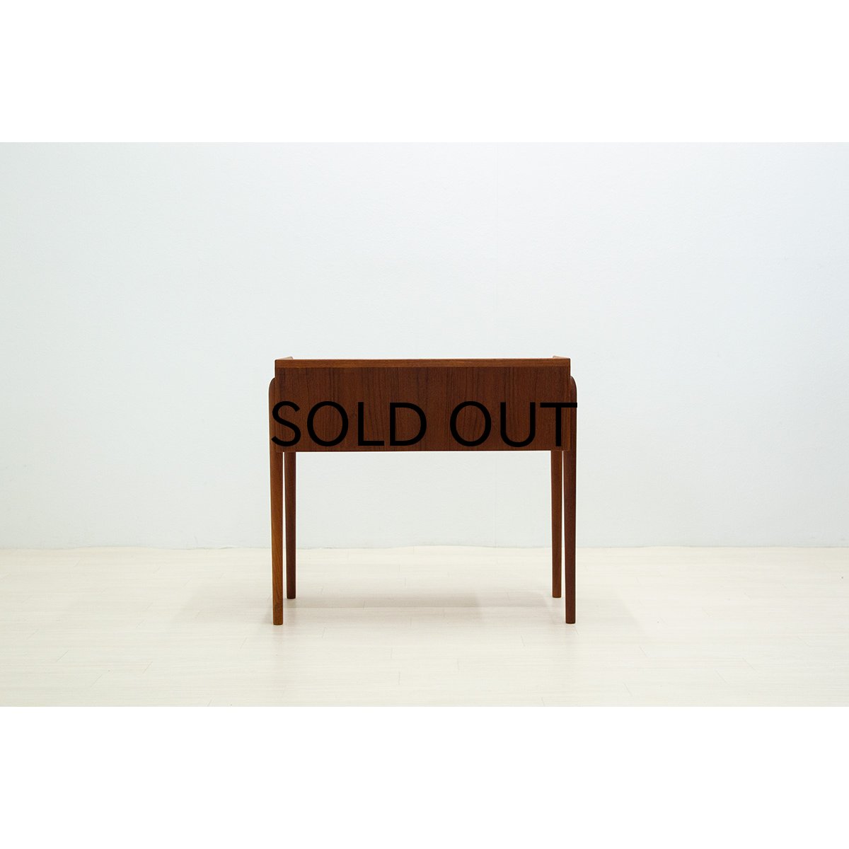 Heinrich Roepstorff Side Table with 2d Chest / Teak(銀座店 Heinrich Roepstorff Side Table with 2d Chest / Teak(銀座店