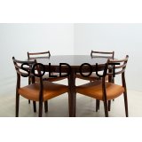 Niels.O.Moller Rosewood Dining Table（銀座店）