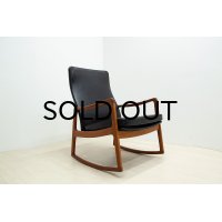 Ole Wanscher Rocking Chair FD160