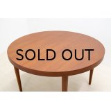 Teak Round Dining Table（銀座店）