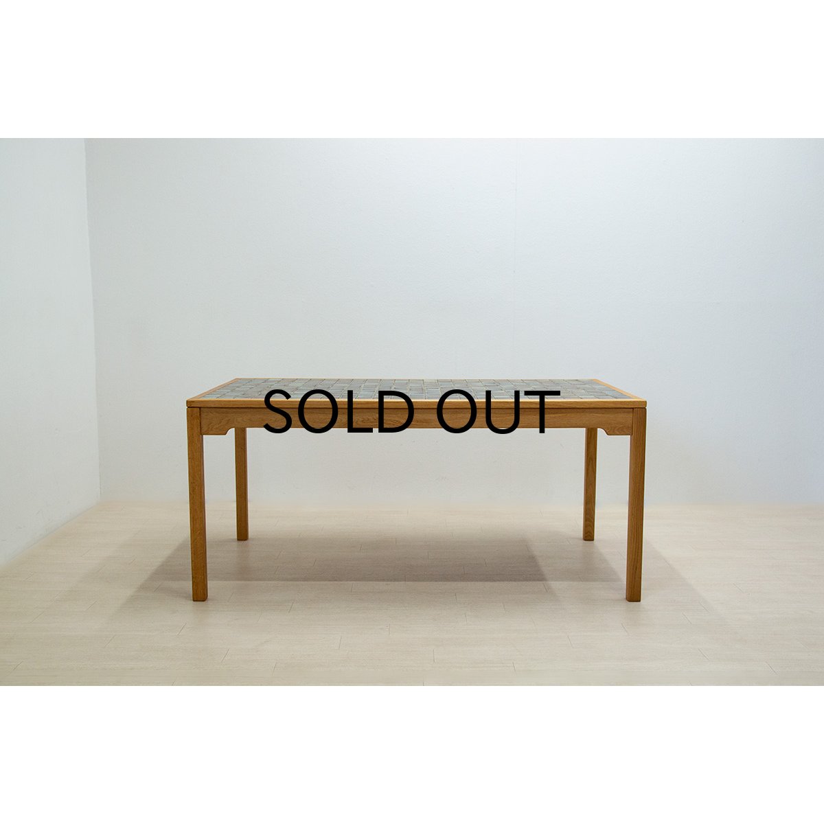 Hans.J.Wegner Oak Tiletop Coffee Table - ギルド ヴィンテージ