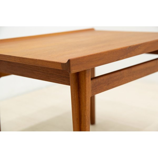 画像1: Finn Juhl Model FD535 Teak Side Table （銀座店）