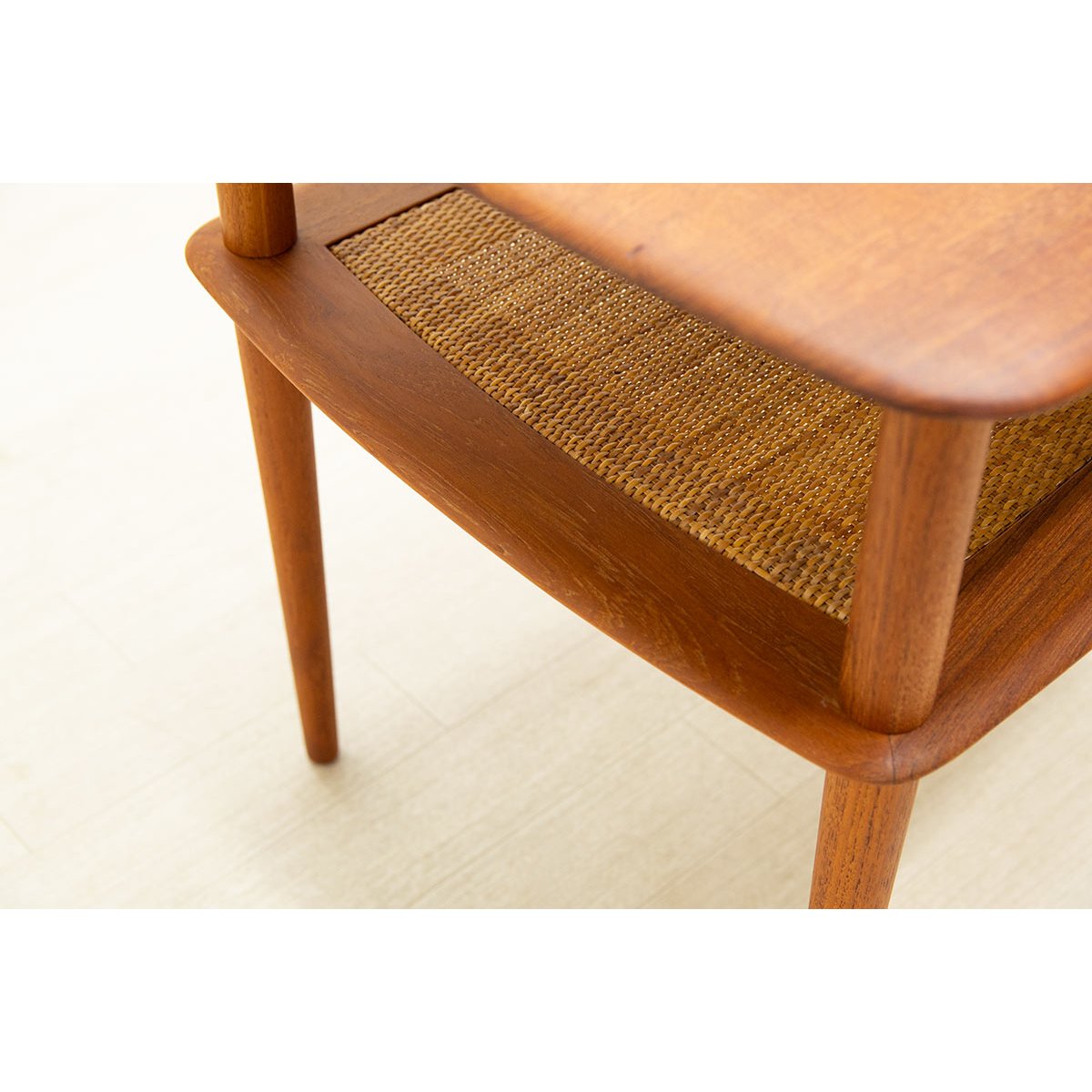 Peter Hvidt & Orla Molgaard Nielsen Side Table Model518 Peter Hvidt & Orla Molgaard Nielsen Side Table Model518