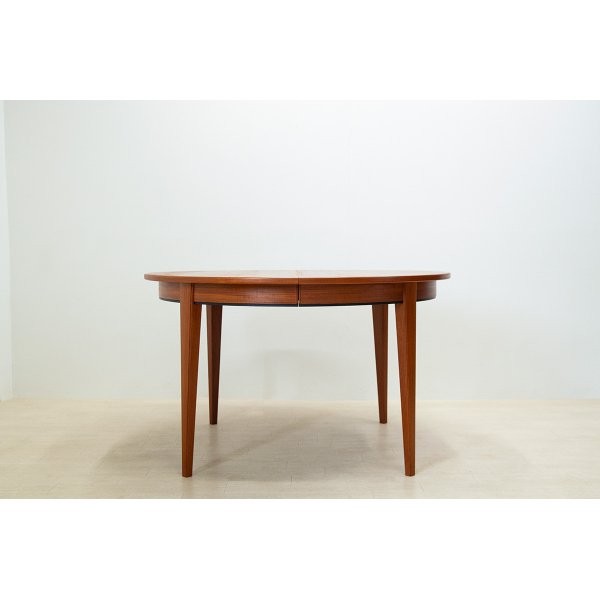 画像2: Teak Round Dining Table / Omann Jun Model 55（銀座店）「商談中」