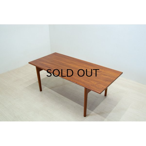 画像1: Hans.J.Wegner Solid Teak Coffee Table AT-15