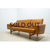 Hans.J.Wegner GE236-3P Sofa ,Leather,Oak（銀座店）