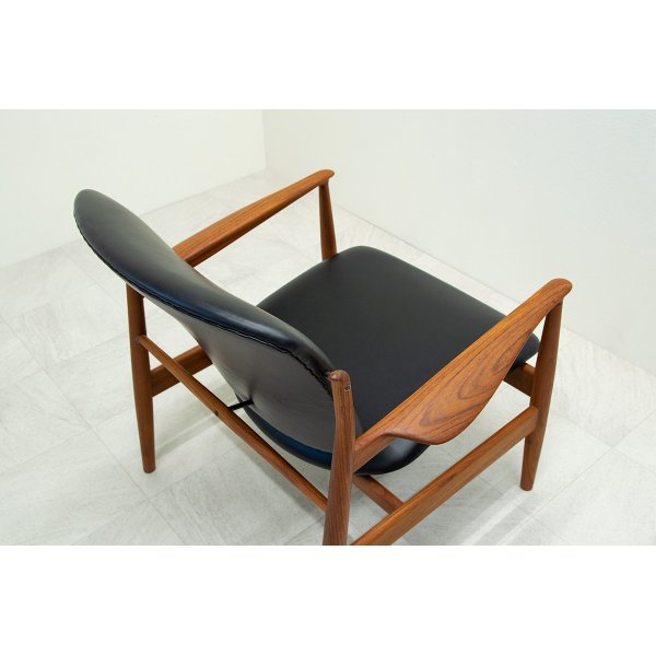 画像1: Finn Juhl FD136 Easy Chair Teak（銀座店）