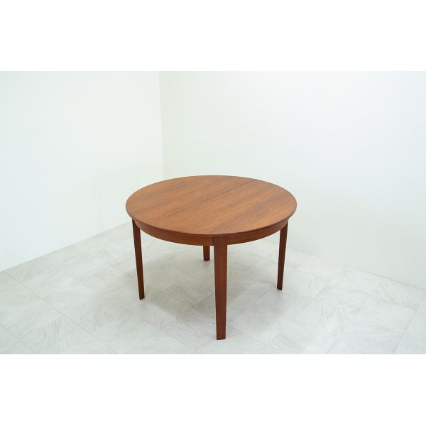 画像1: Dyrlund Teak Round Dining Table（銀座店）