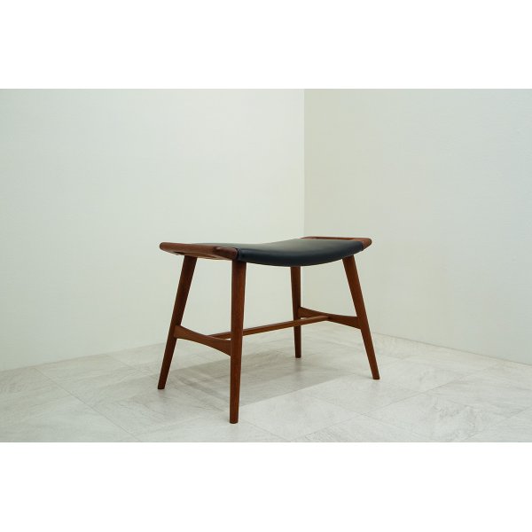 画像1: Hans.J.Wegner AP30 Piano Stool Teak