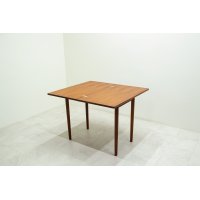 Hans.J.Wegner AT306 Game Table（銀座店）「商談中」