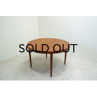 Teak Round Dining Table（銀座店）