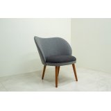 Easy Chair 