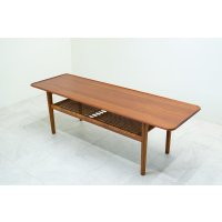 Hans.J.Wegner Solid Teak Coffee Table AT-10（銀座店）