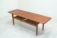 Hans.J.Wegner Solid Teak Coffee Table AT-10（銀座店）