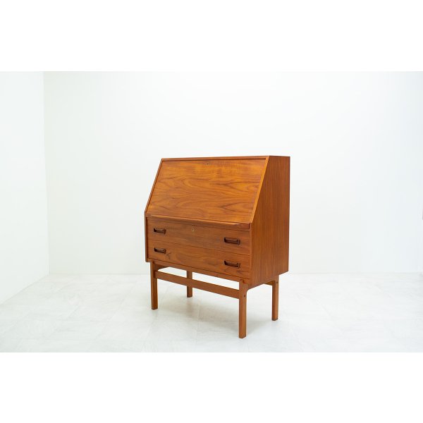 画像2: Arne Wahl Iversen Writing Bureau