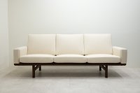 Hans.J.Wegner GE236-3P Sofa ,Teak (Afrormosia)（銀座店）