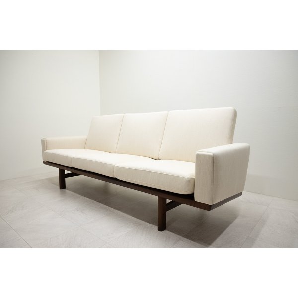画像27: Hans.J.Wegner GE236-3P Sofa ,Teak (Afrormosia)（銀座店）