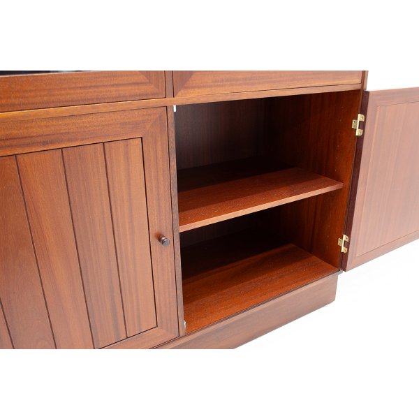 画像25: Mahogany Cabinet