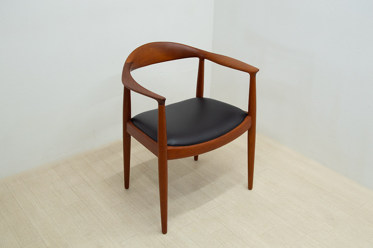 Hans.J.Wegner JH503 Teak / The Chair（銀座店）