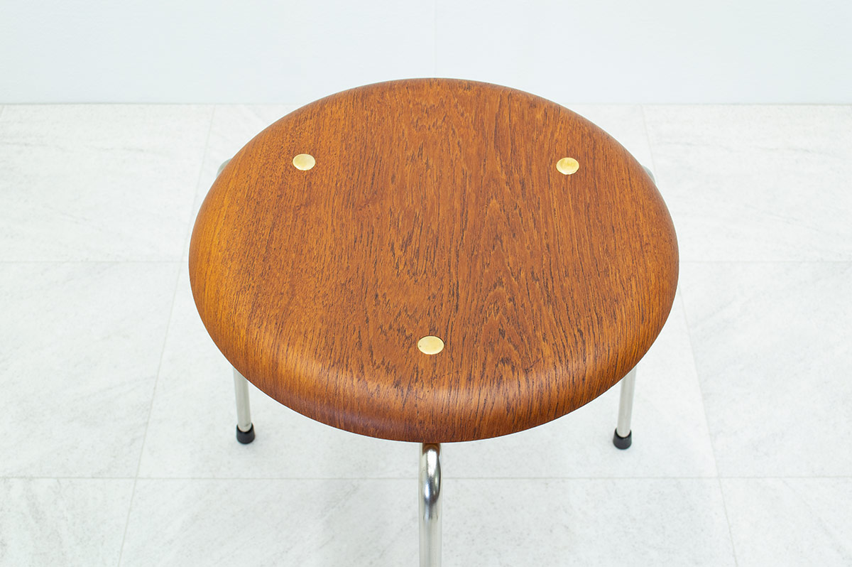 Arne Jacobsen Dot Stool Teak 3legs（銀座店）