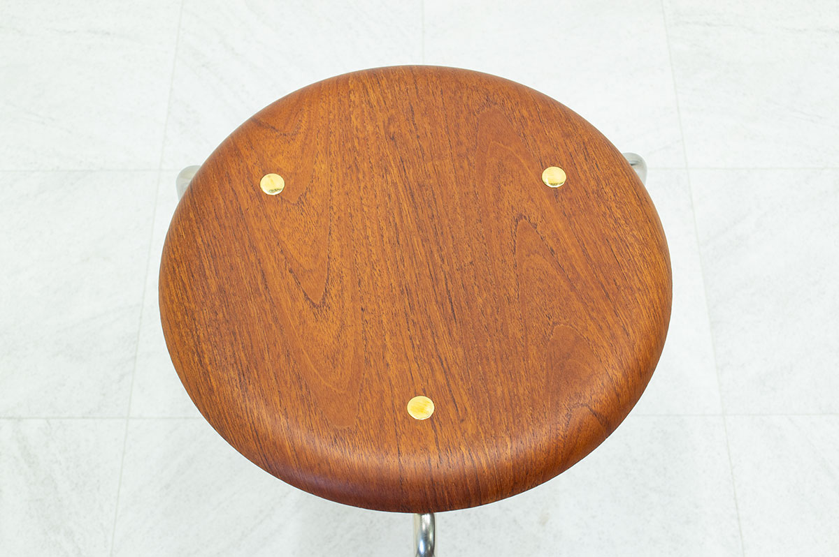 Arne Jacobsen Dot Stool Teak 3legs（銀座店）